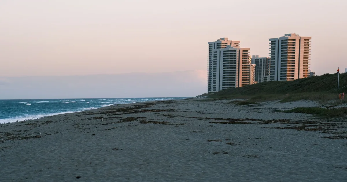 Rent Parking Guide in West Palm Beach, Florida — car parking spaces and facilities