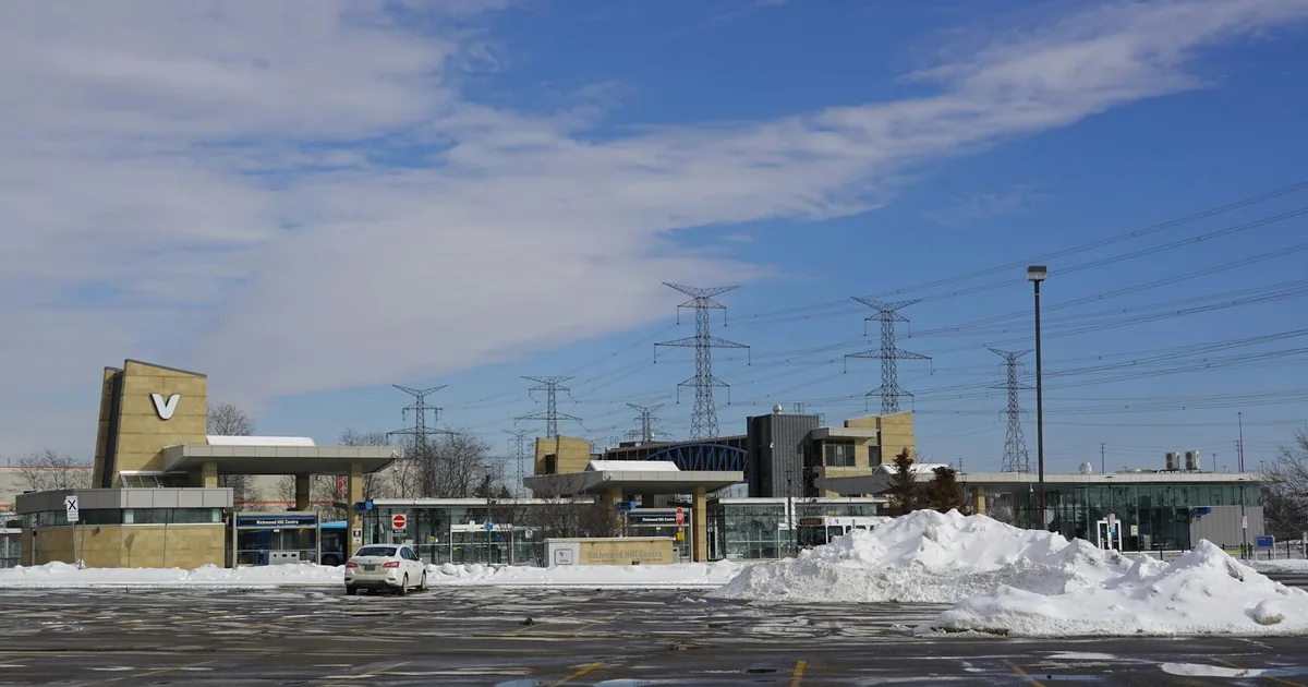 Parking Costs Guide in Snow Valley, Newfoundland and Labrador — car parking spaces and facilities