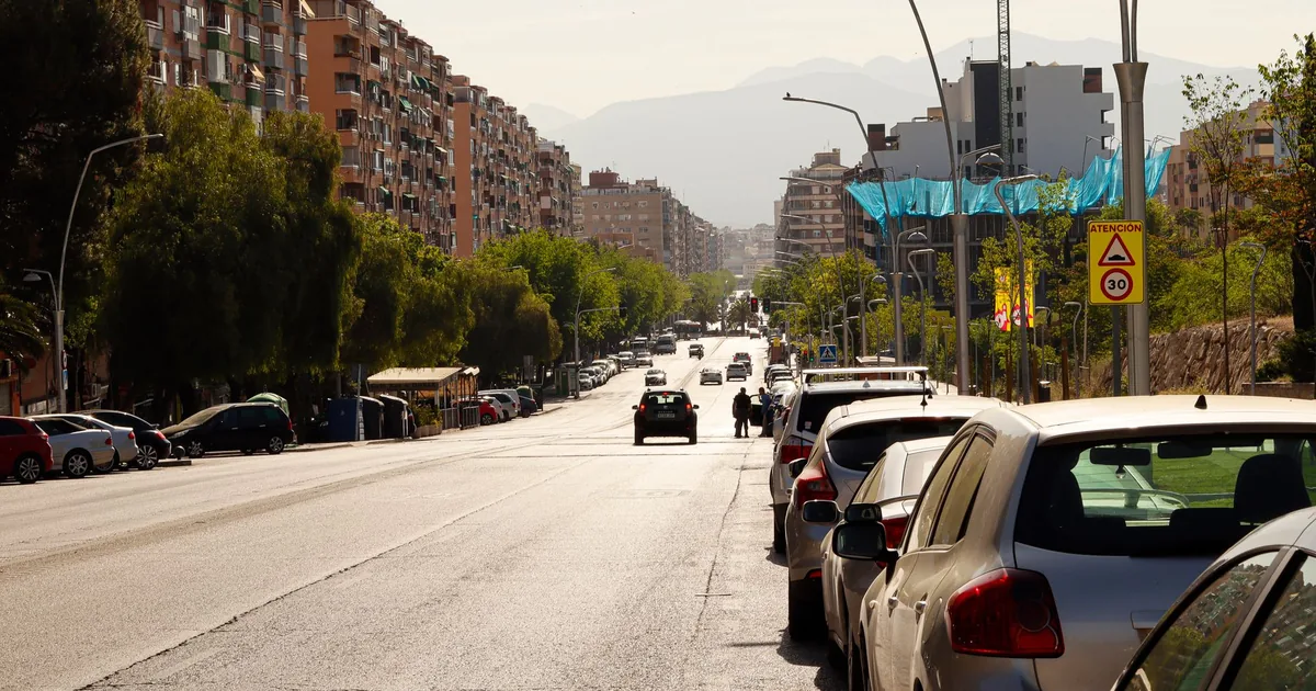 Street Parking Guide in Khor Fakkan, Sharjah — car parking spaces and facilities