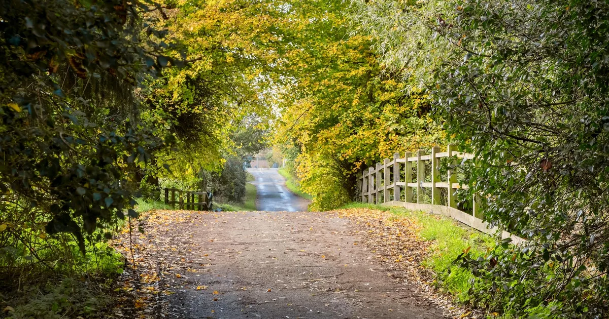 Rent Parking Guide in Oundle, England — car parking spaces and facilities