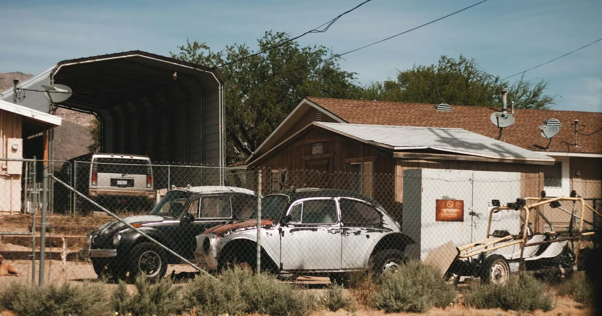 Vehicle Storage Guide in Paradise, Michigan — car parking spaces and facilities