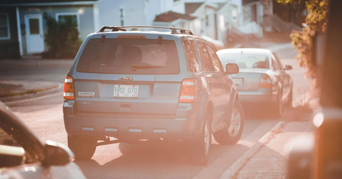Cheap Parking Tips in Downtown Ottawa, British Columbia — car parking spaces and facilities