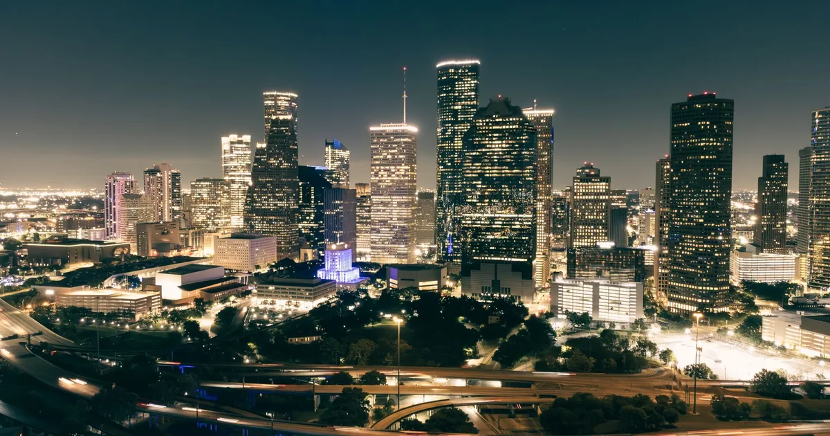 Towed Vehicle Guide in Downtown Houston, Texas — car parking spaces and facilities