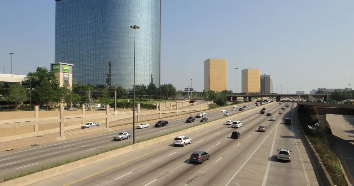 Rent Parking Guide in Downtown Dallas, Texas — car parking spaces and facilities