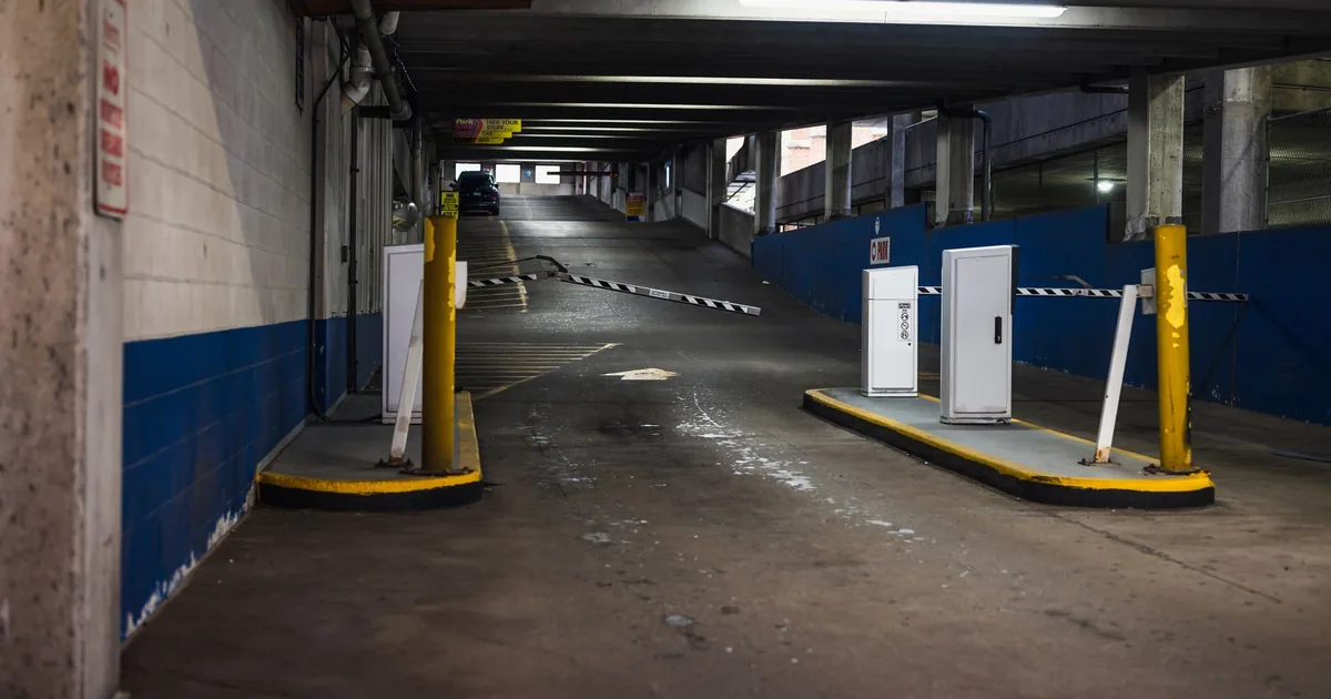 Vehicle Storage Guide in Cheektowaga, New York — car parking spaces and facilities