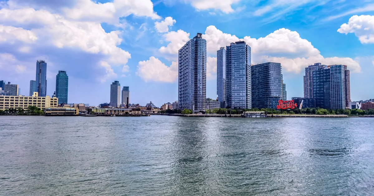 Rent Parking Guide in Long Island City, New York — car parking spaces and facilities