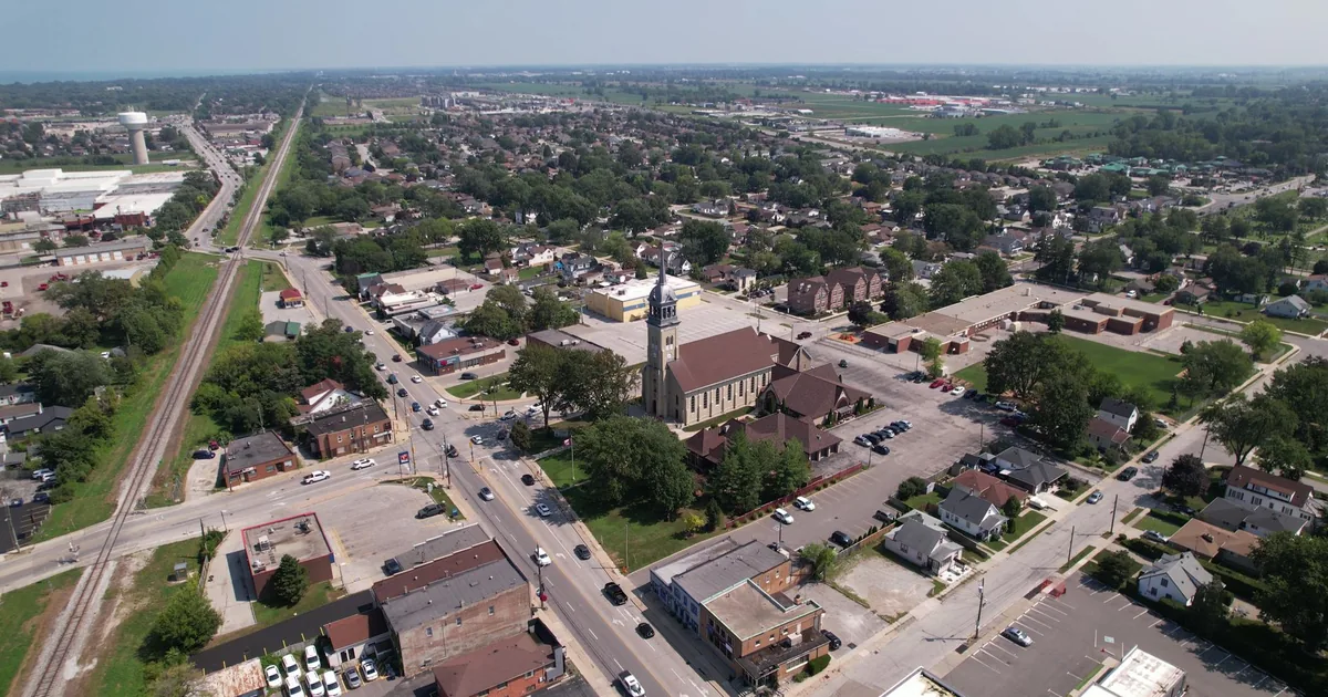 Cheap Parking Tips in Windsor, Ontario — car parking spaces and facilities