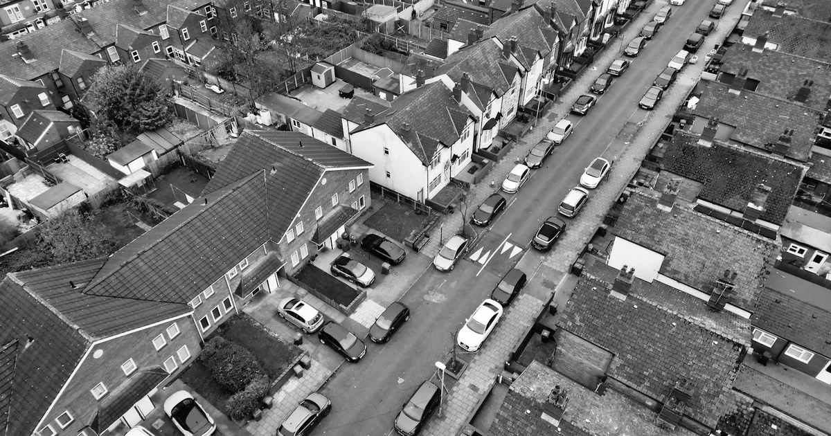 Cheap Parking Tips in Totton, England — car parking spaces and facilities