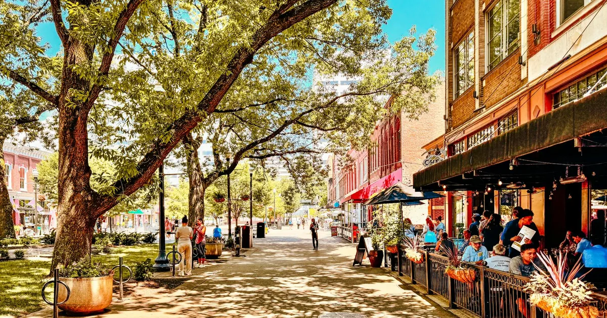 Cheap Parking Tips in Knoxville, Tennessee — car parking spaces and facilities