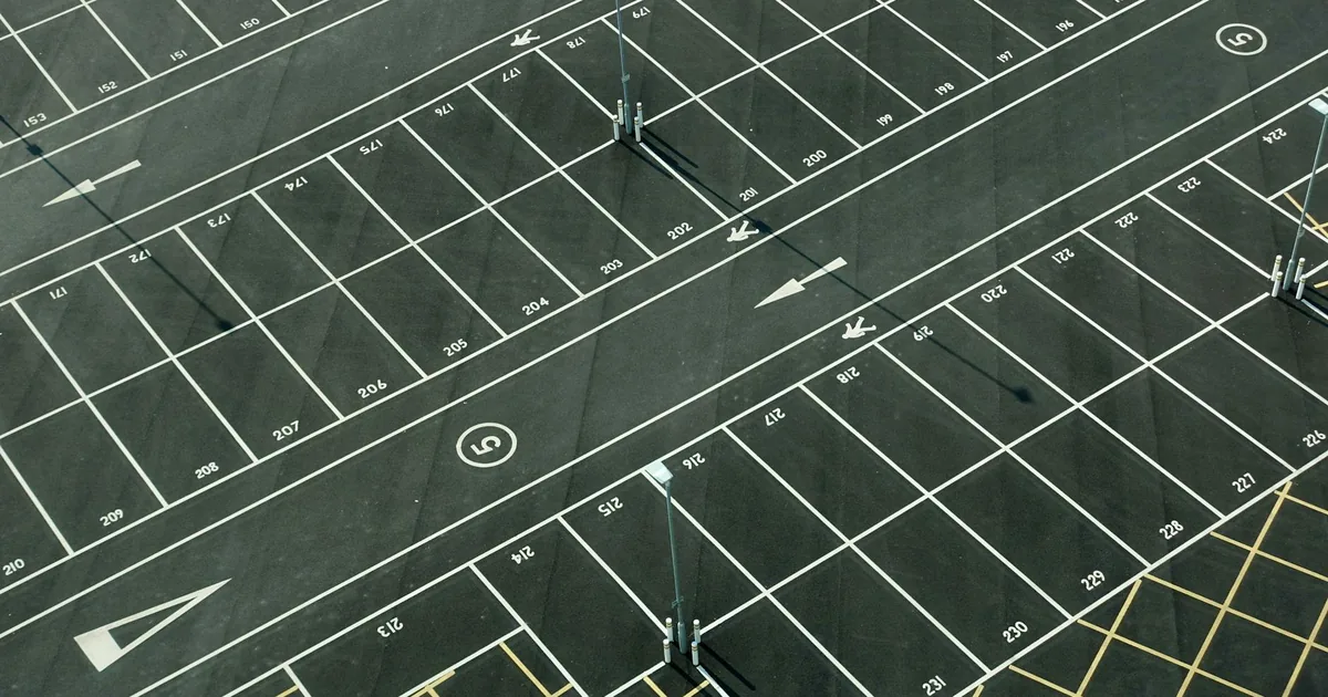 Parking Costs Guide in Brackley, England — car parking spaces and facilities