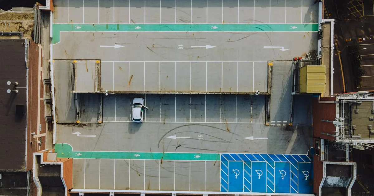 Parking Costs Guide in Hammersmith, England — car parking spaces and facilities