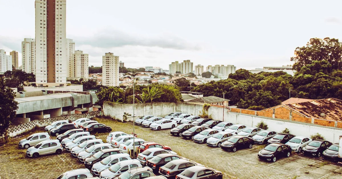 Parking Costs Guide in City,  — car parking spaces and facilities