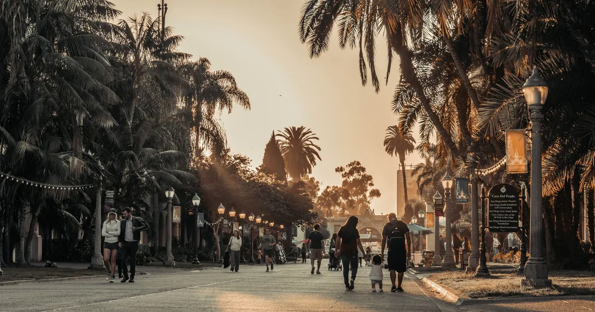 Parking Costs Guide in Balboa Park, Kansas — car parking spaces and facilities