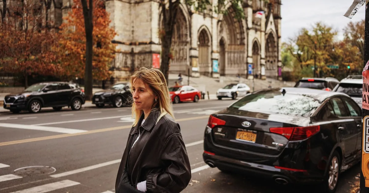Parking Costs Guide in Niagara Falls, New York, New York — car parking spaces and facilities