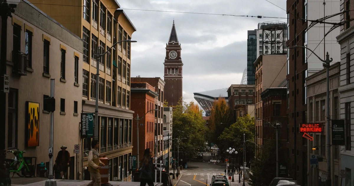 Parking Fines Guide in Downtown Seattle, California — car parking spaces and facilities