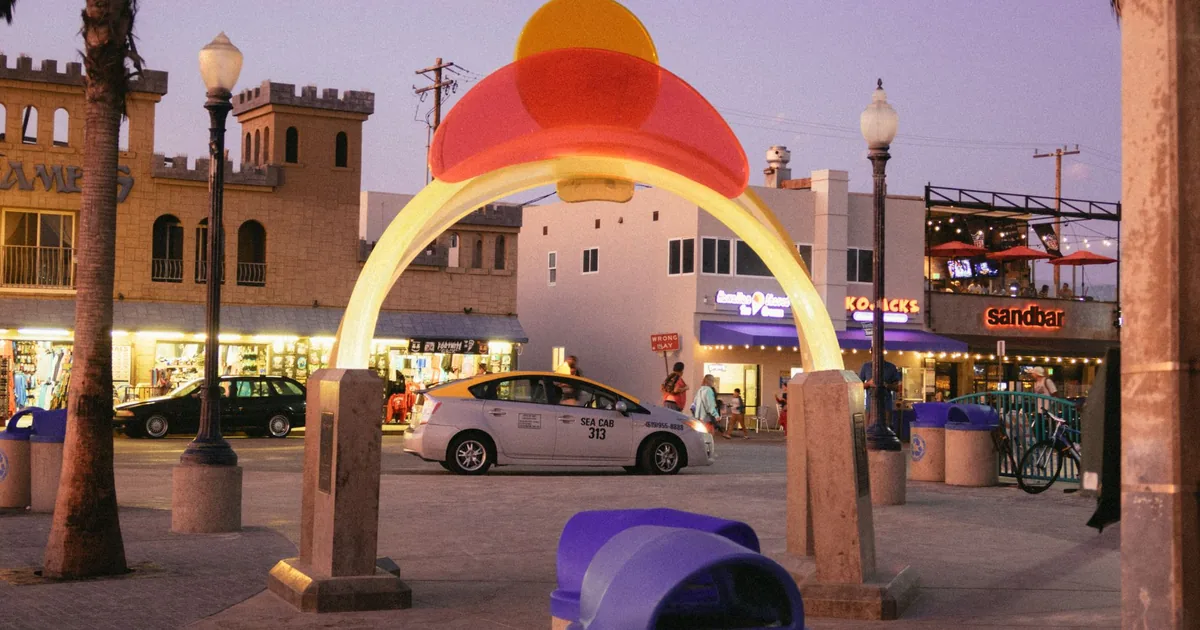 Parking Fines Guide in San Diego, California — car parking spaces and facilities