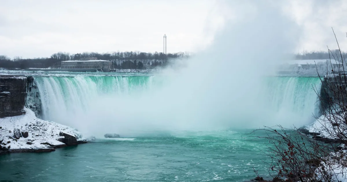 Parking Fines Guide in Niagara Falls, New York, New York — car parking spaces and facilities