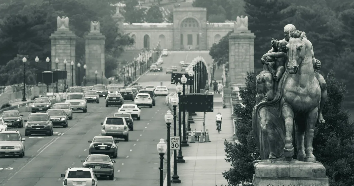 Free Parking Guide in Arlington, Texas — car parking spaces and facilities