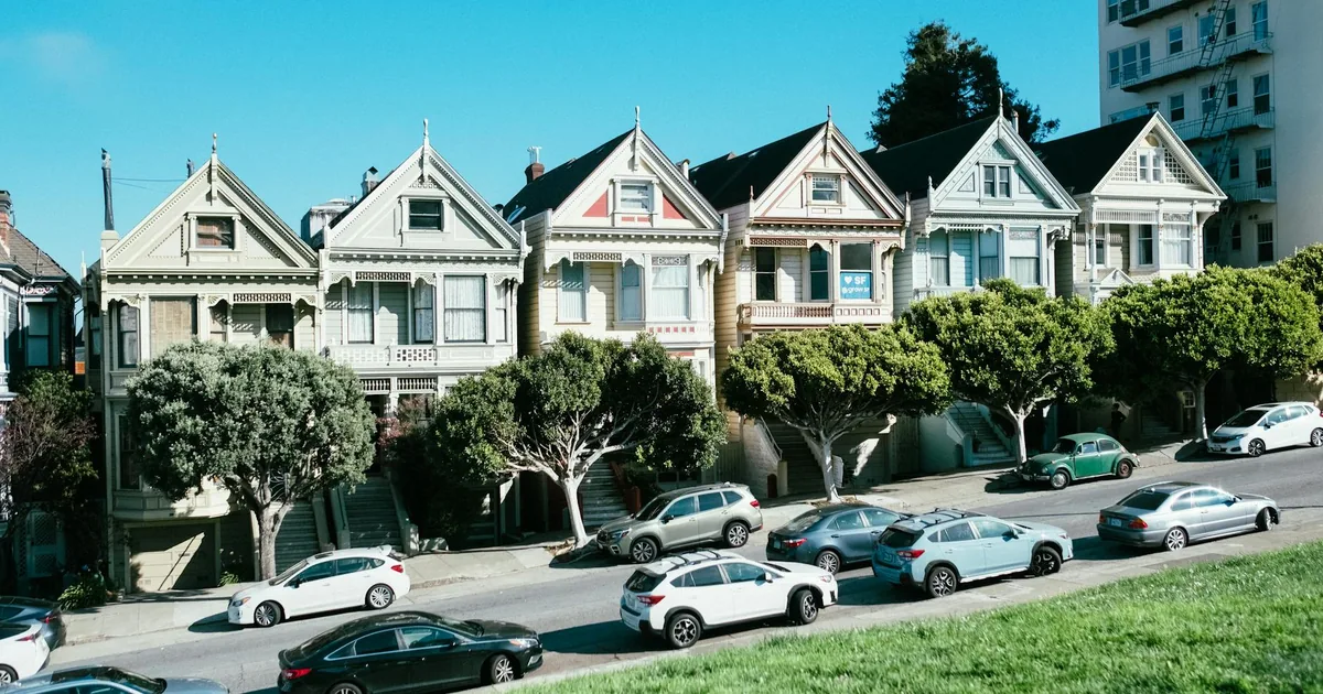 Free Parking Guide in Pacific Heights, California — car parking spaces and facilities