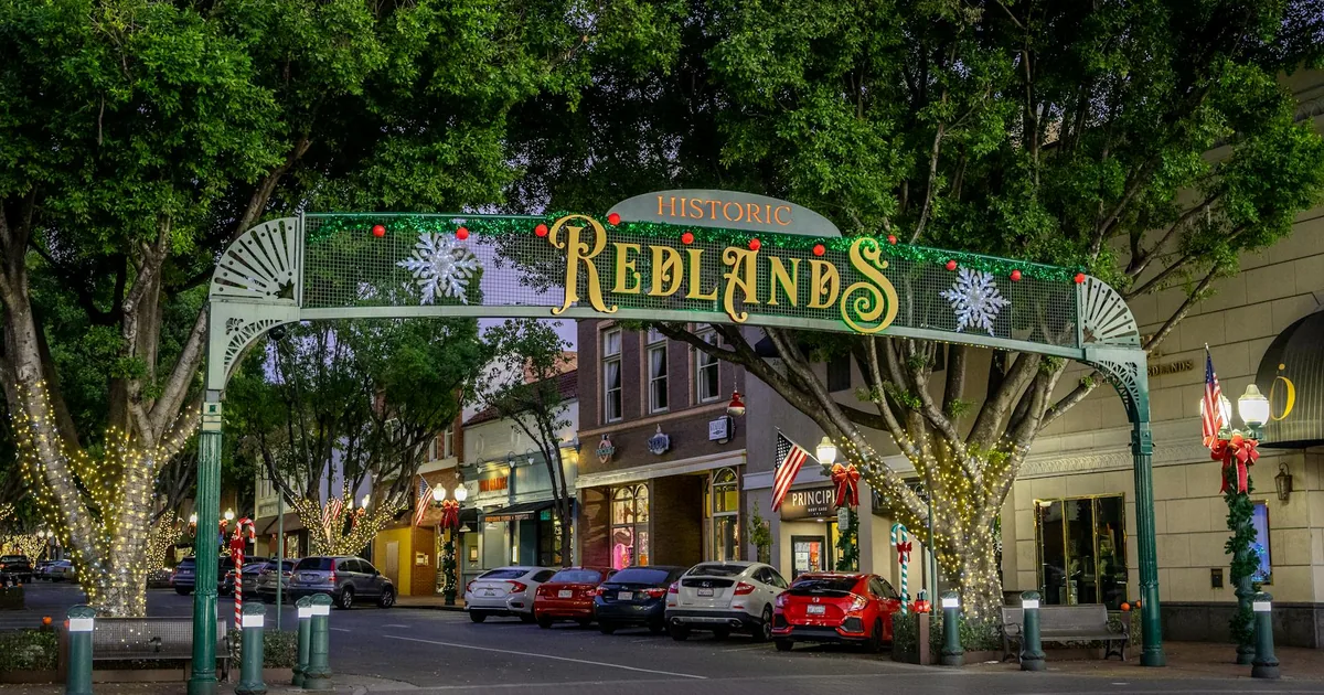 Free Parking Guide in San Bernardino, California — car parking spaces and facilities