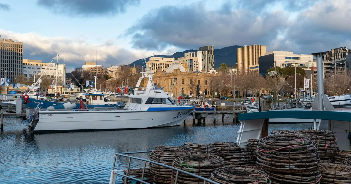 Free Parking Guide in North Hobart, Tasmania — car parking spaces and facilities