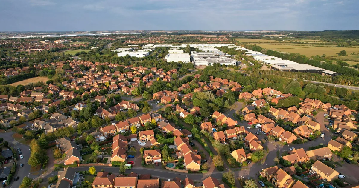Free Parking Guide in Milton Keynes, England — car parking spaces and facilities