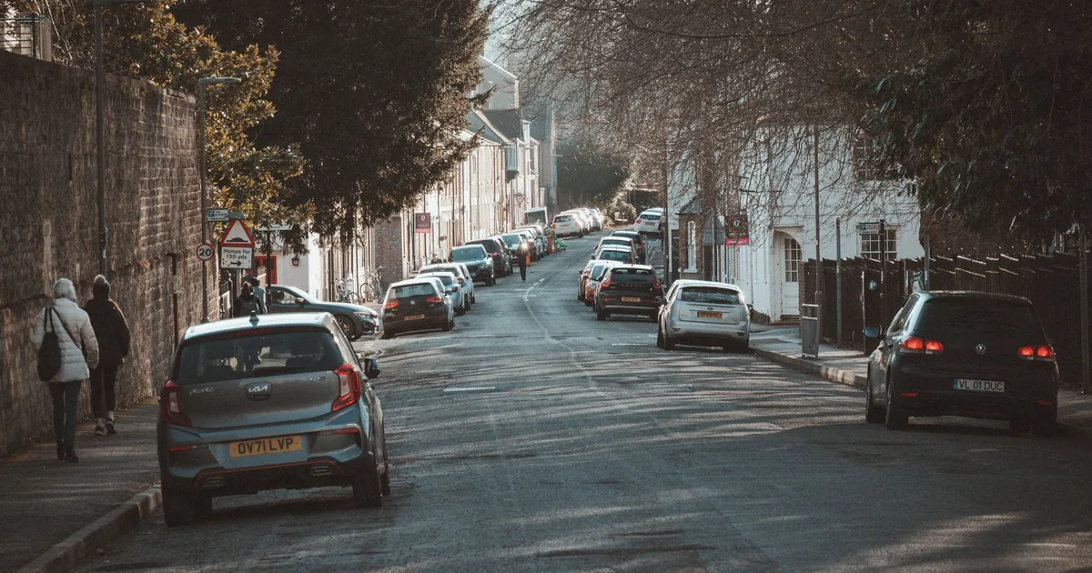 Free Parking Guide in Ilminster, England — car parking spaces and facilities