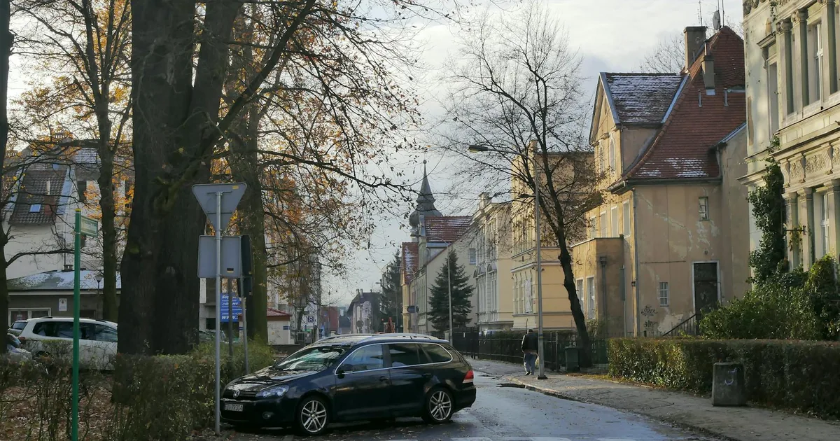 Free Parking Guide in Black Mountain, New South Wales — car parking spaces and facilities