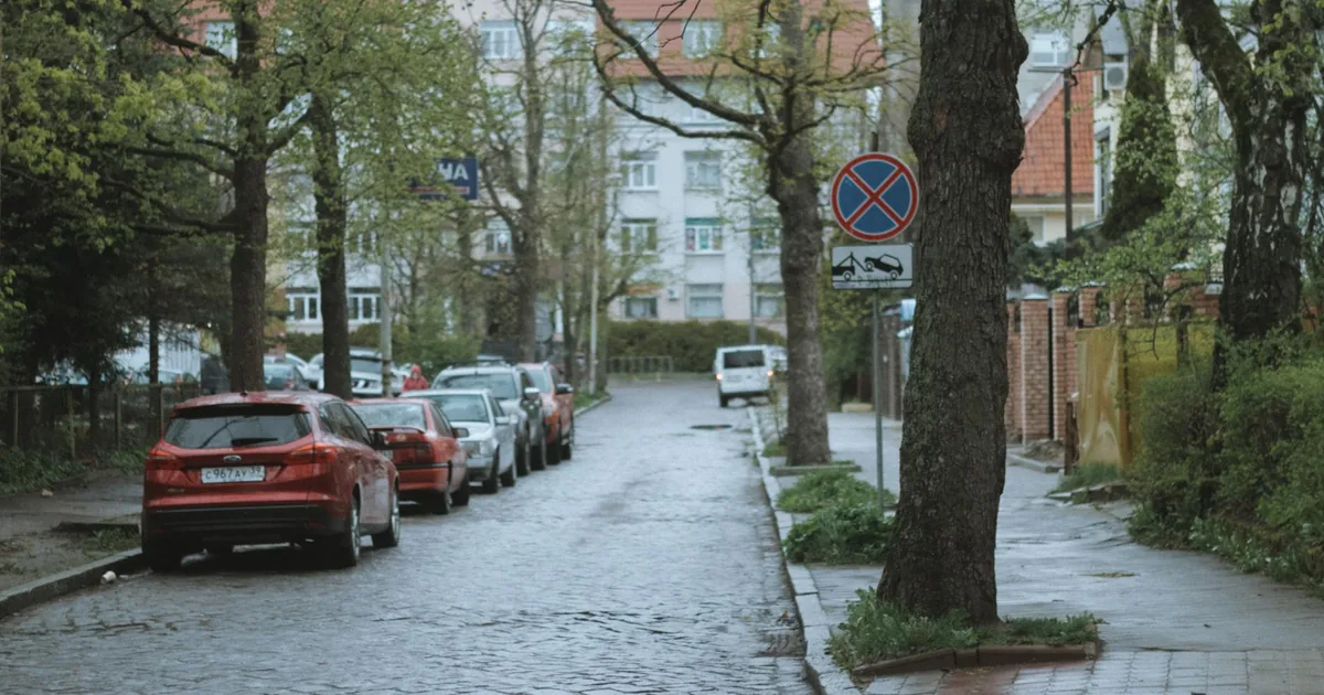 Free Parking Guide in Spring Hill, New South Wales — car parking spaces and facilities