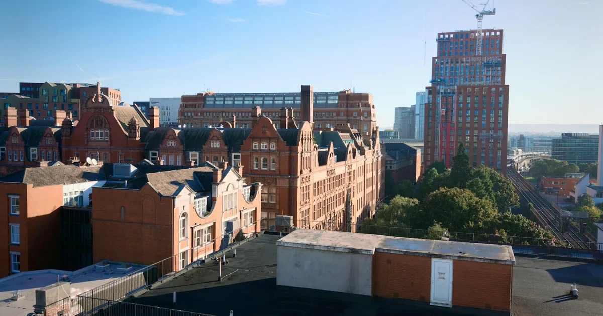 Moving Guide in Birmingham, England — car parking spaces and facilities