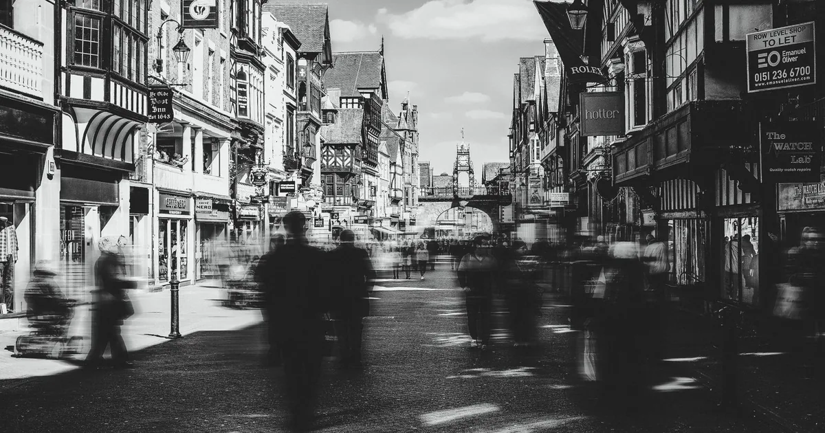 Moving Guide in Cheshire West and Chester, England — car parking spaces and facilities
