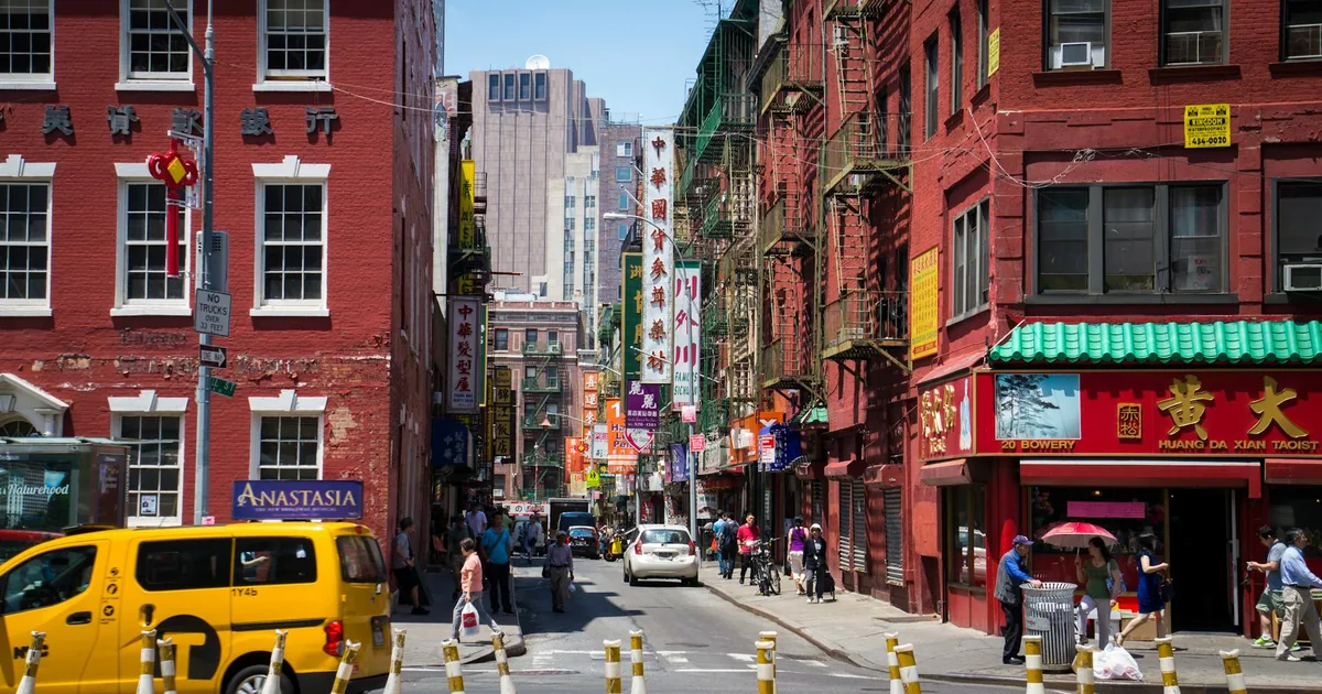 Parking Permits Guide in Chinatown, California — car parking spaces and facilities
