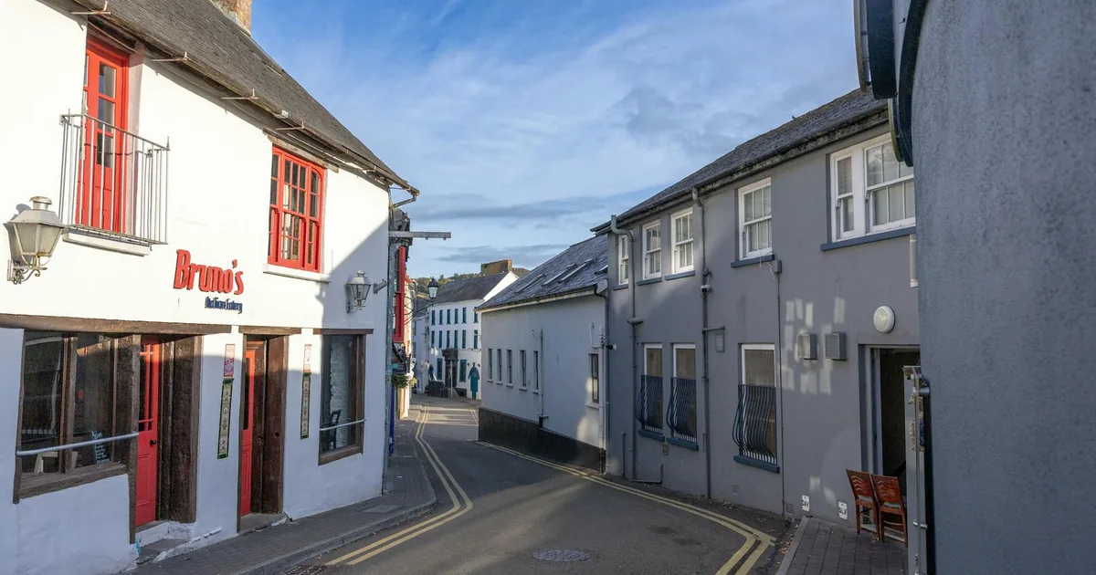 Parking Permits Guide in Kinsale, Cork — car parking spaces and facilities
