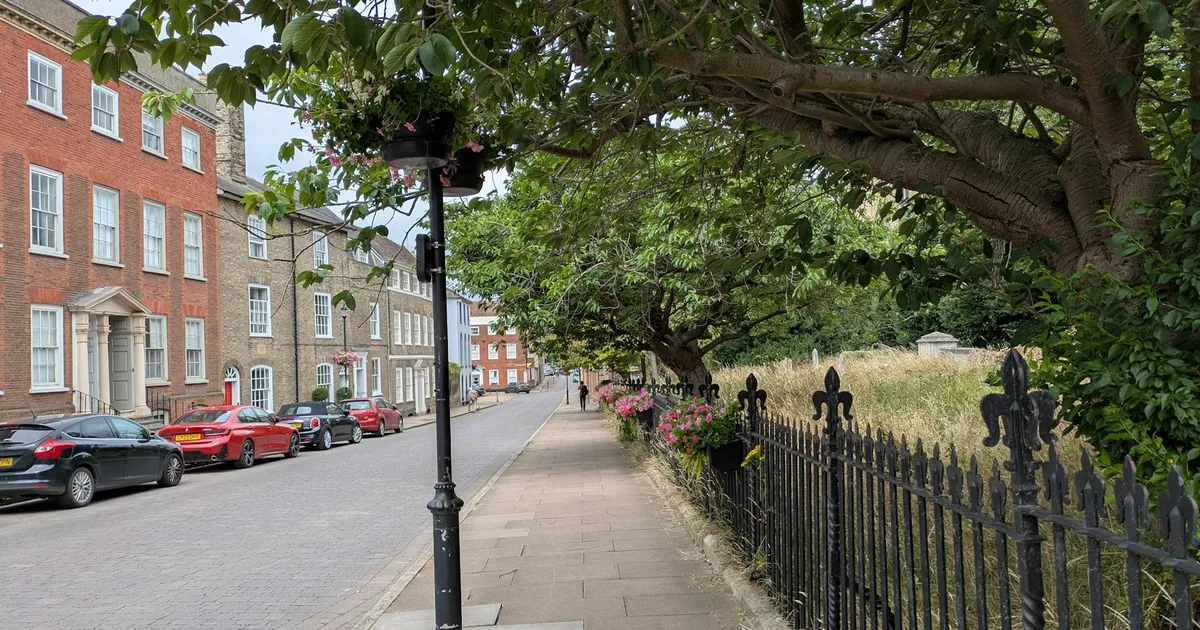 Parking Permits Guide in St Luke's, England — car parking spaces and facilities