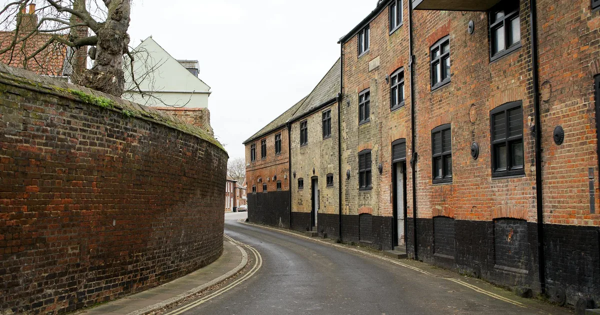 Parking Permits Guide in King's Lynn, England — car parking spaces and facilities