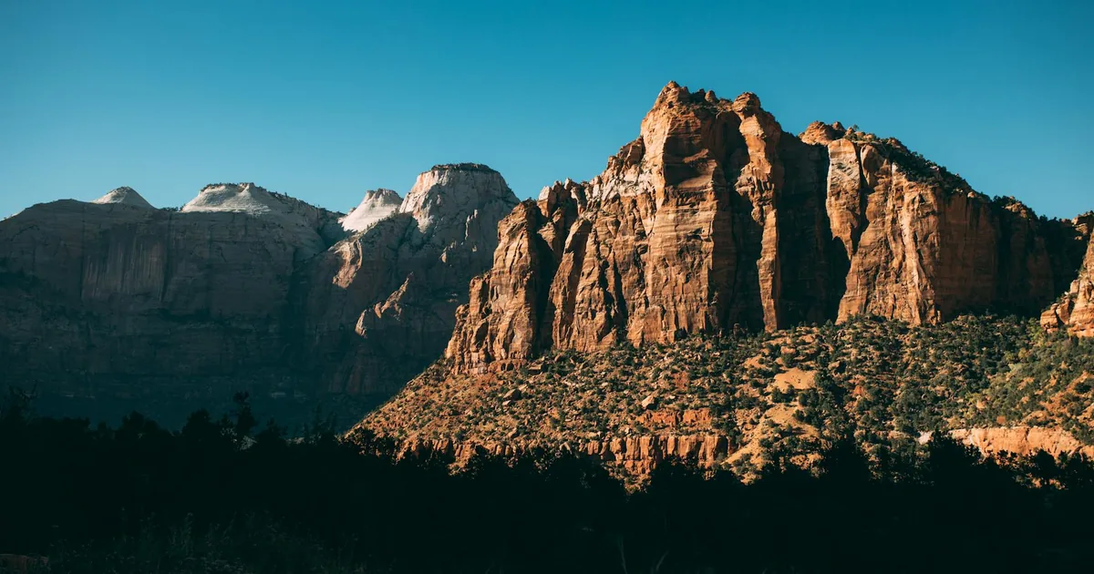 Parking Permits Guide in Zion Park, Illinois — car parking spaces and facilities