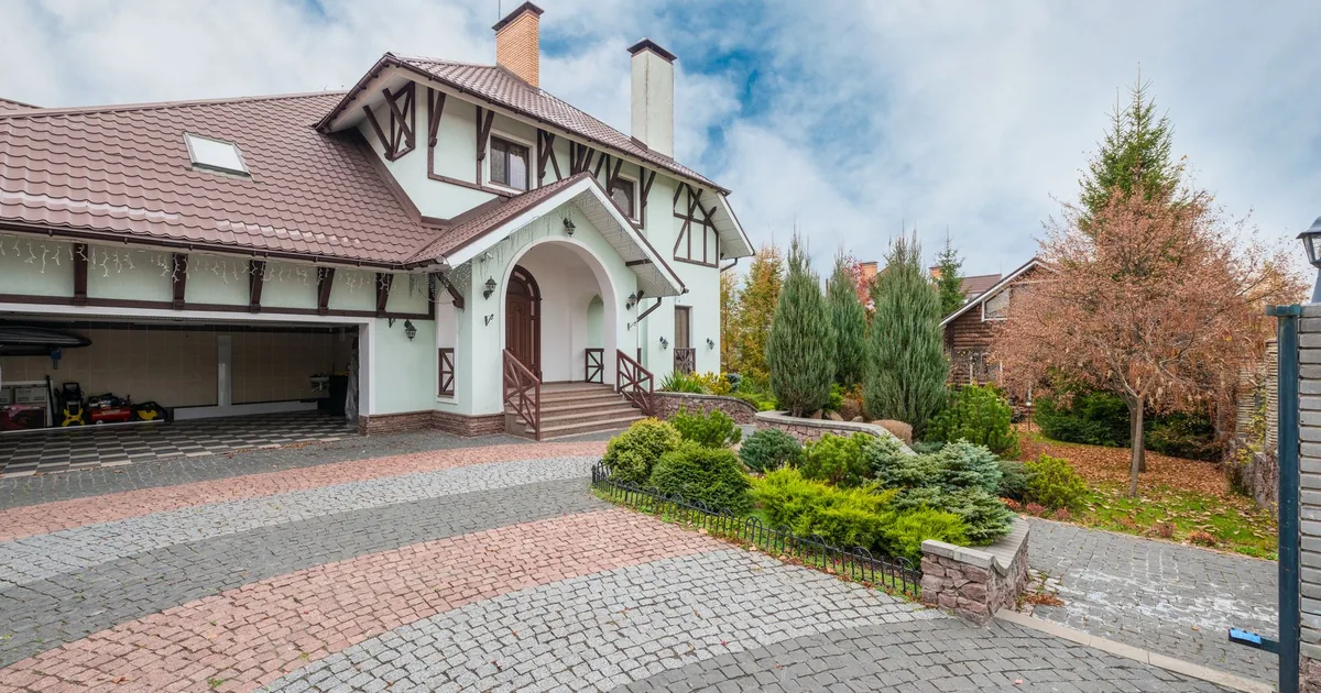 Rent Parking Guide in Bellerive, Tasmania — car parking spaces and facilities