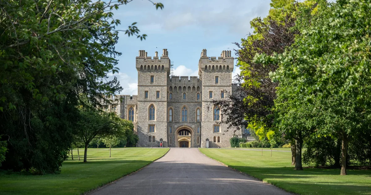 Rent Parking Guide in Windsor, England — car parking spaces and facilities