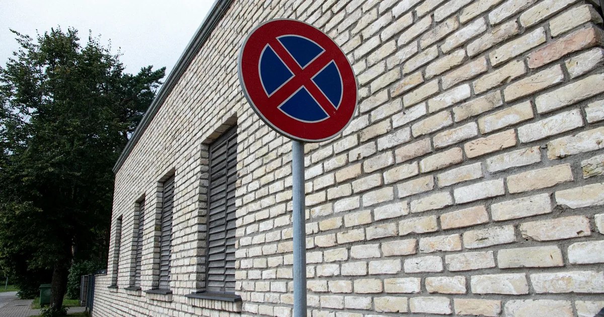 Parking Signs Guide in Sydney CBD, New South Wales — car parking spaces and facilities