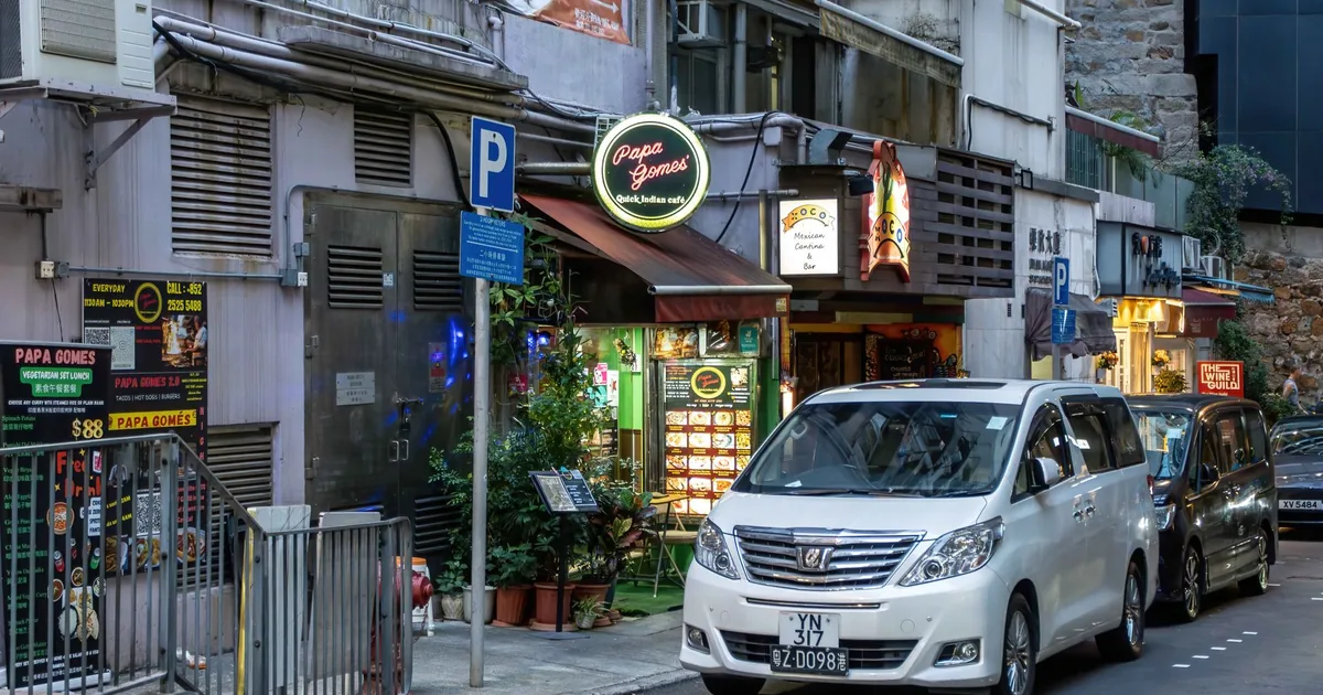 Parking Signs Guide in Sai Wan Ho, Hong Kong — car parking spaces and facilities