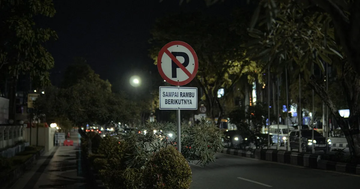 Parking Signs Guide in Morpeth, New South Wales — car parking spaces and facilities