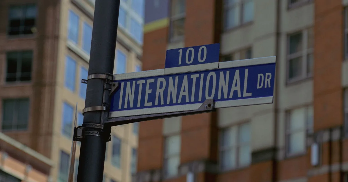 Parking Signs Guide in International District, New Mexico — car parking spaces and facilities