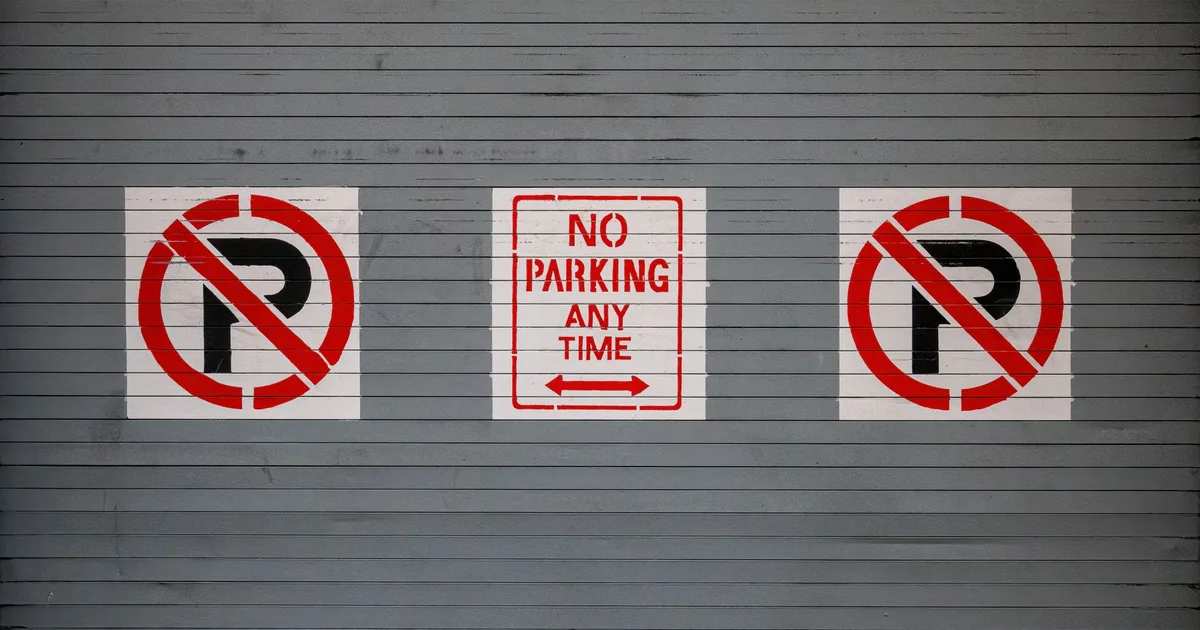 Parking Signs Guide in Niagara Falls, New York, New York — car parking spaces and facilities