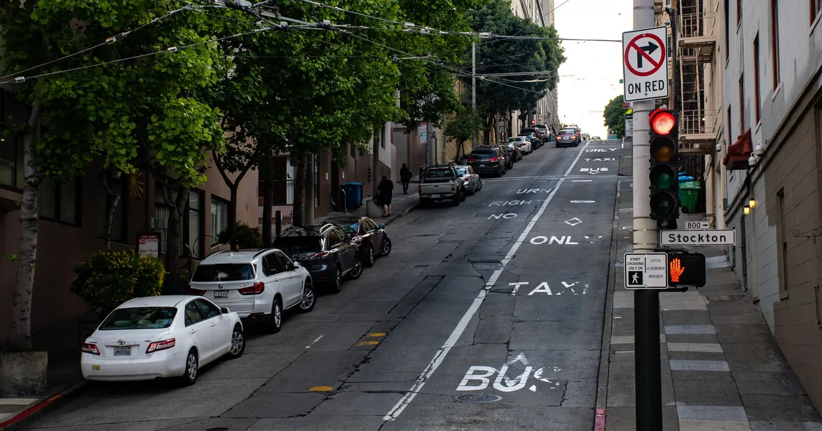 Parking Signs Guide in Downtown San Jose, California — car parking spaces and facilities