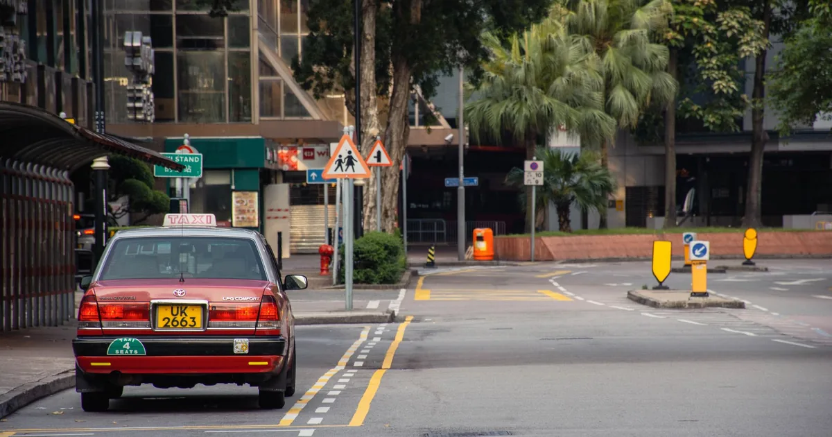 Parking Signs Guide in Tsuen Wan, Hong Kong — car parking spaces and facilities