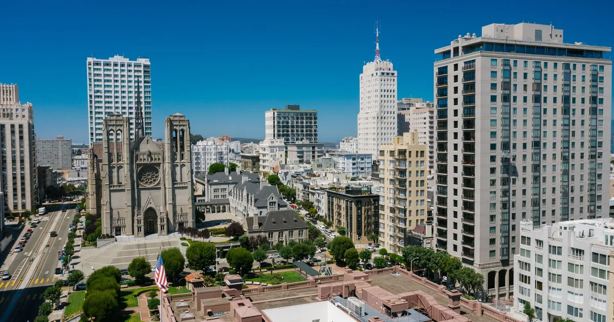 Parking Signs Guide in Nob Hill, California — car parking spaces and facilities
