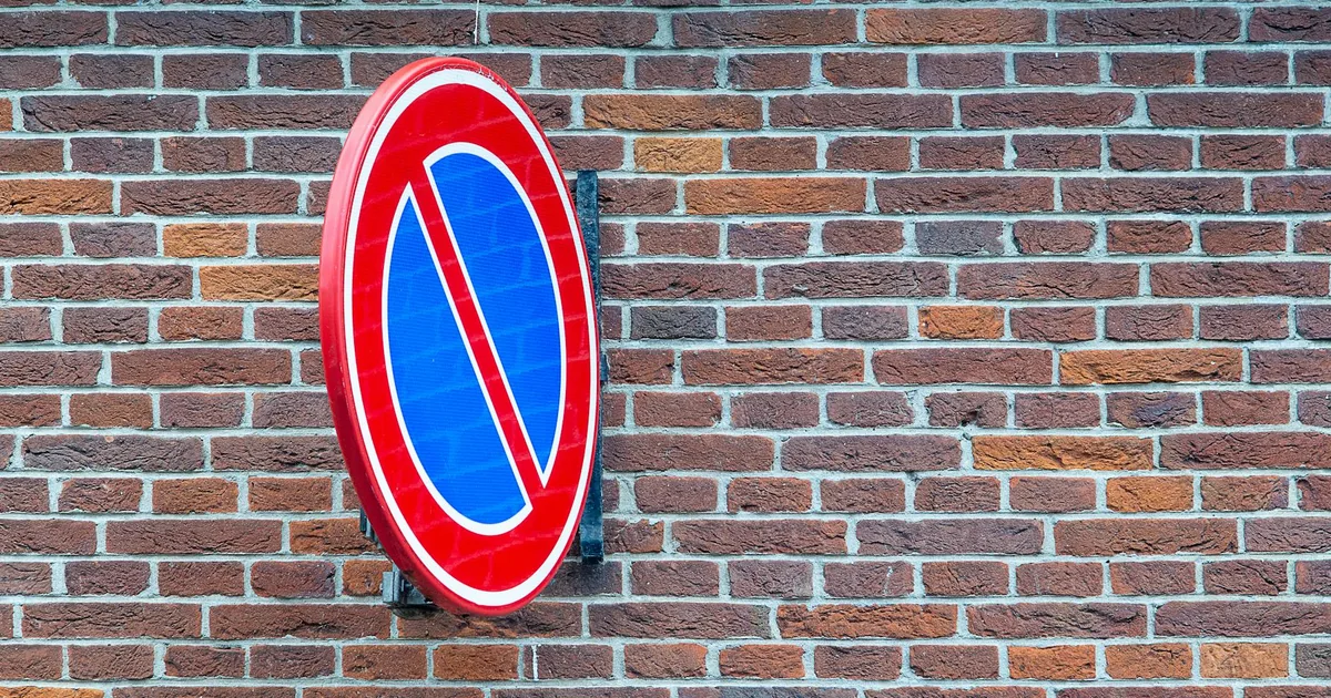 Parking Signs Guide in Chipping Norton, New South Wales — car parking spaces and facilities