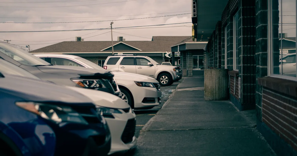 Street Parking Guide in Coquitlam, British Columbia — car parking spaces and facilities