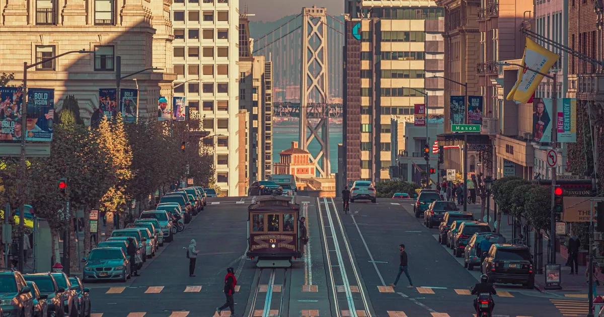Street Parking Guide in Russian Hill, California — car parking spaces and facilities