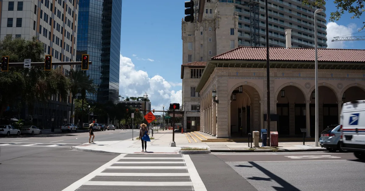 Street Parking Guide in Tampa, Florida — car parking spaces and facilities
